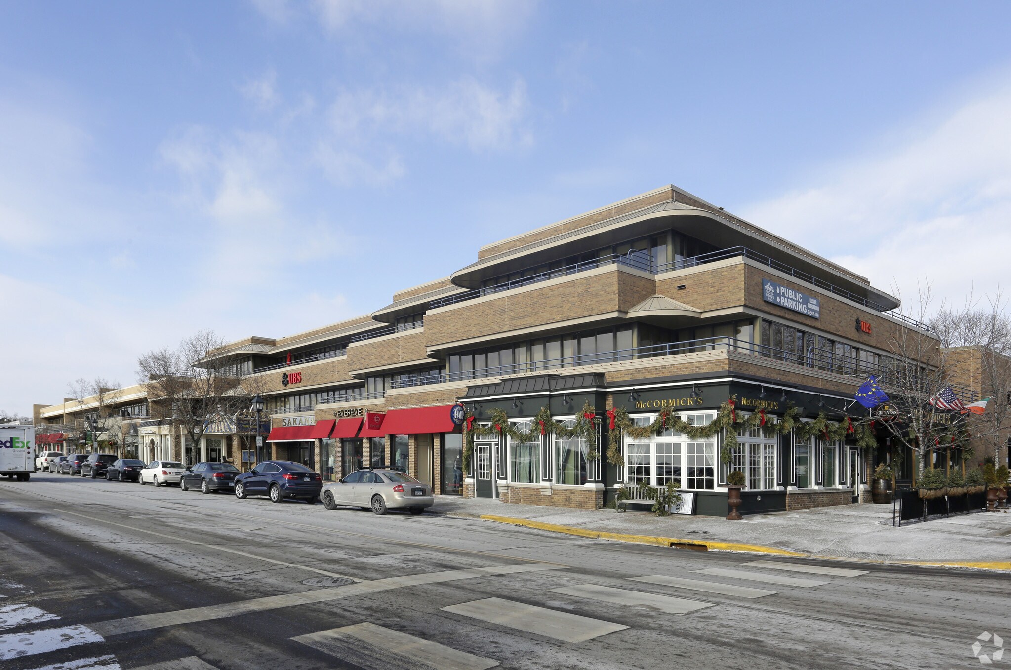 619-689 E Lake St, Wayzata, MN for sale Primary Photo- Image 1 of 1