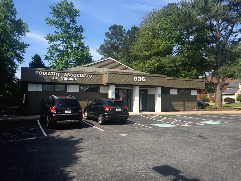 936 General Booth Blvd, Virginia Beach, VA for lease - Primary Photo - Image 1 of 3