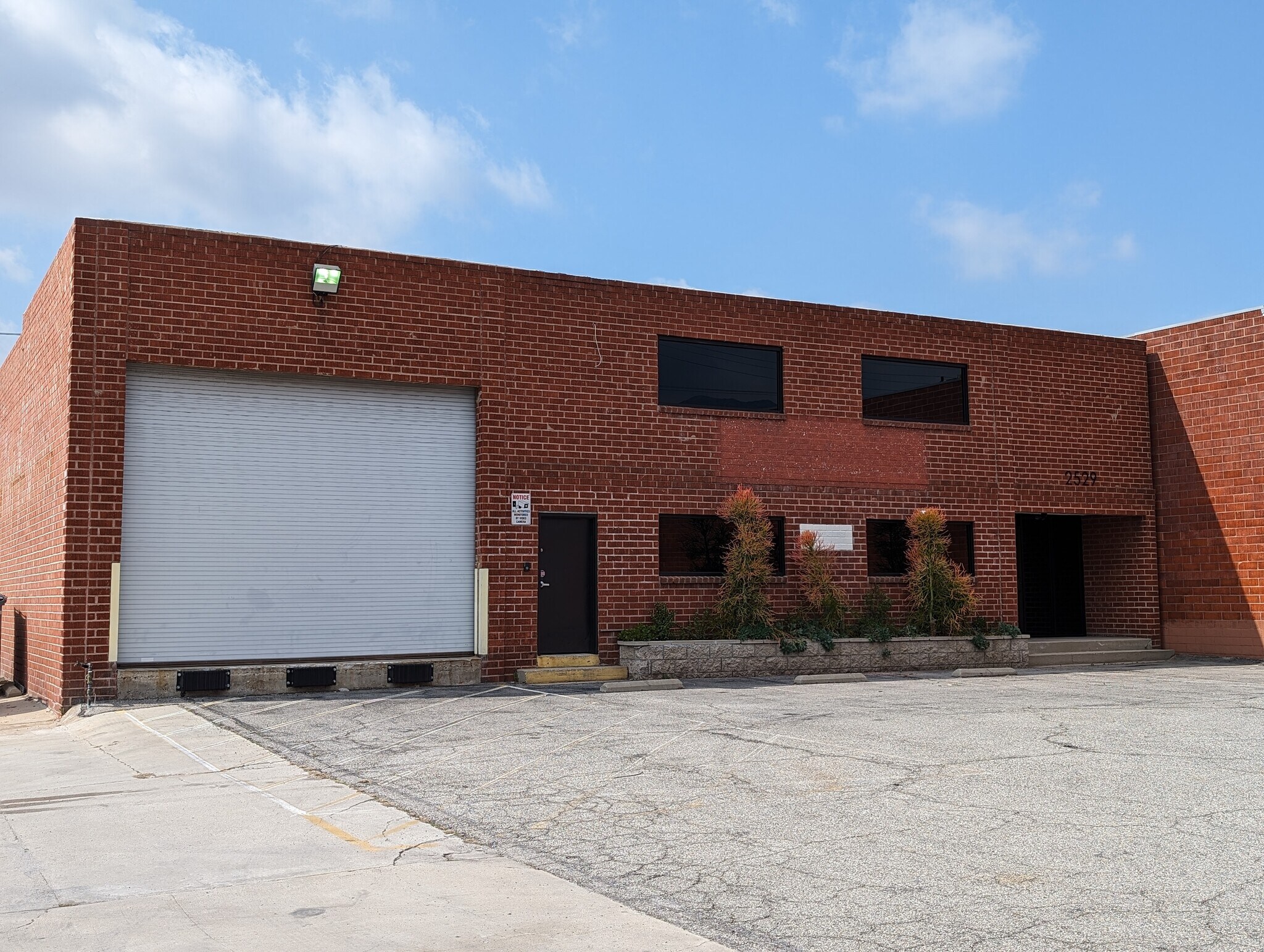 The Complete Guide To 2025 N Lincoln St, Burbank Ca - a1mgqza