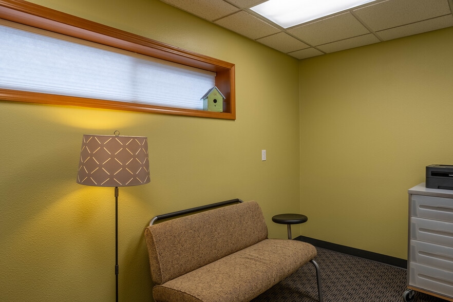 5828 N Lombard, Portland, OR for sale - Building Photo - Image 3 of 12