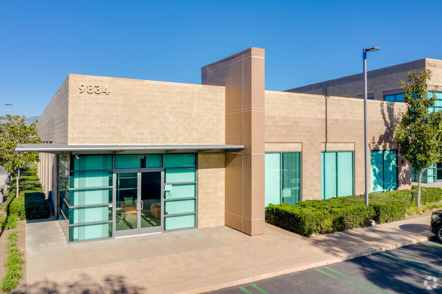 9834 Research Dr, Irvine, CA for lease - Primary Photo - Image 1 of 5