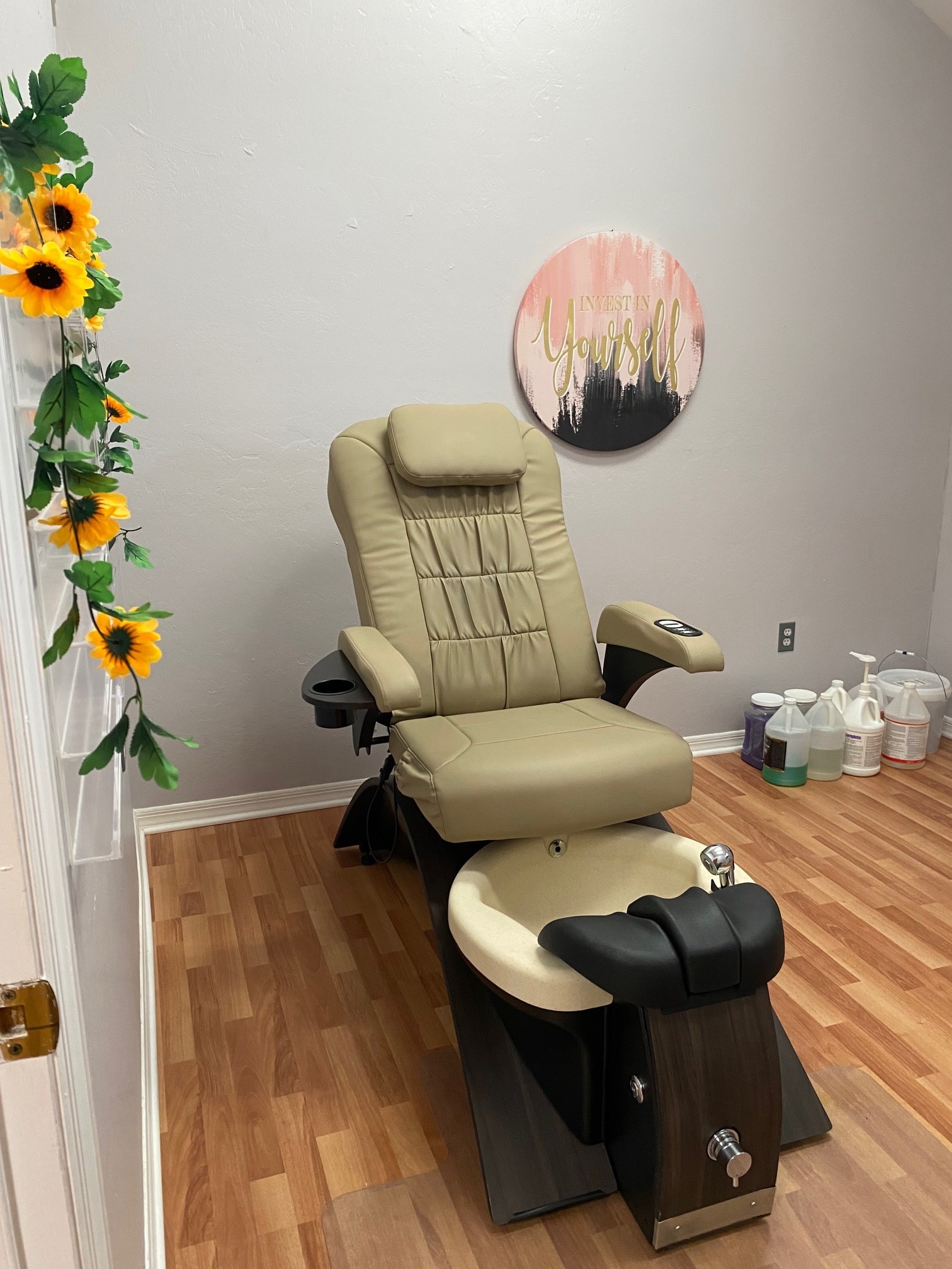 1342 Colonial Blvd, Fort Myers, FL for lease Interior Photo- Image 1 of 14