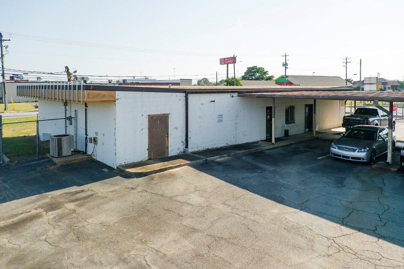 1516 Elberta Rd, Warner Robins, GA 31093