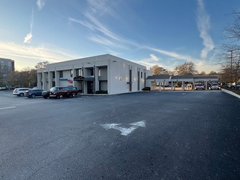 402 Washington St, Gainesville, GA for lease - Building Photo - Image 1 of 3