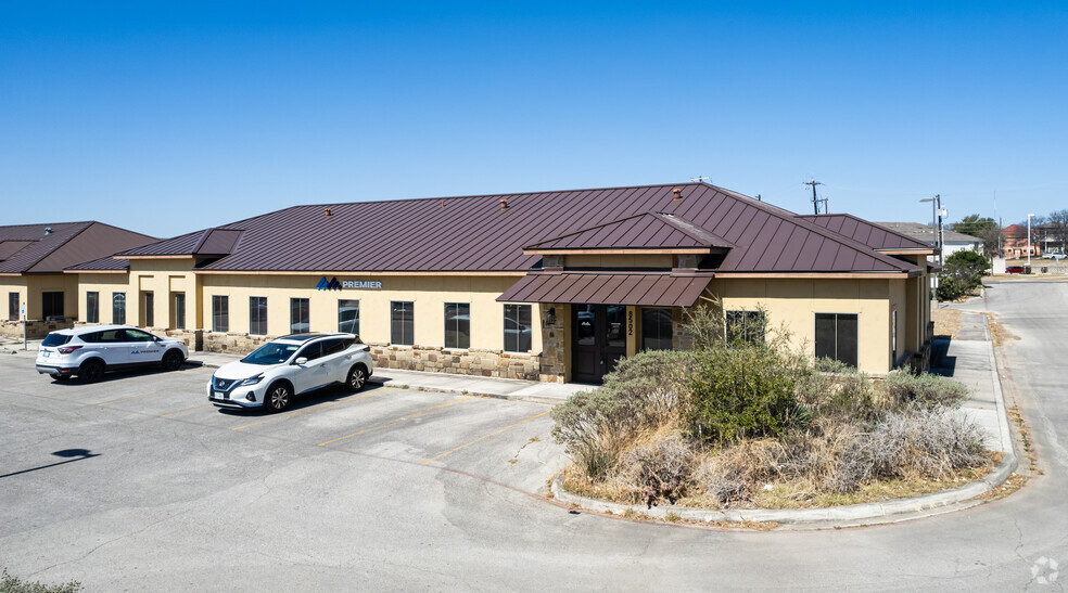 8502 Huebner Rd, San Antonio, TX for sale - Building Photo - Image 1 of 15