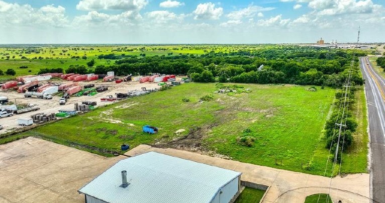 1400 N Cresson Hwy, Cresson, TX for sale - Building Photo - Image 2 of 2