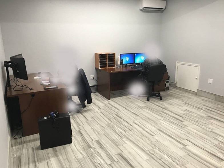 182 Vermont Ave, Staten Island, NY for lease - Interior Photo - Image 2 of 16