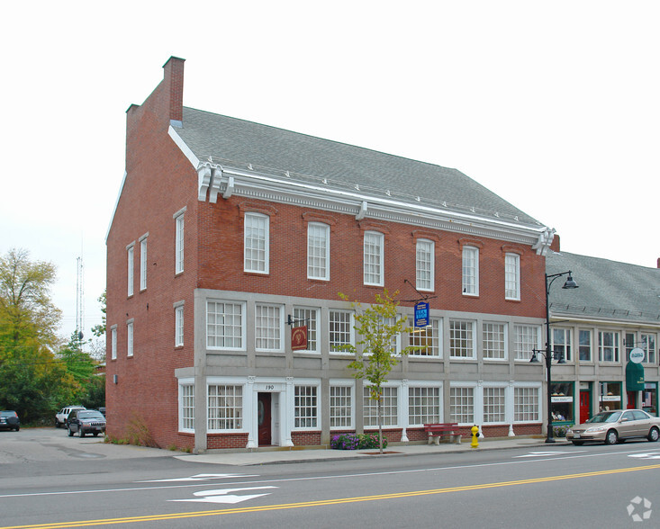 190 Main St, Saco, ME for sale - Primary Photo - Image 1 of 1