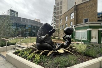 74 Manilla St, London for lease Building Photo- Image 2 of 13