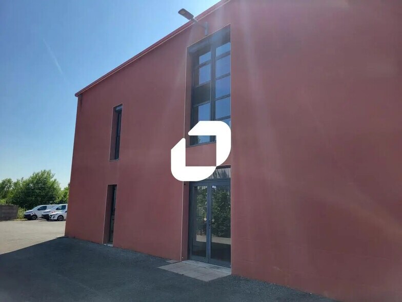 Office in Vertou for lease - Building Photo - Image 1 of 3