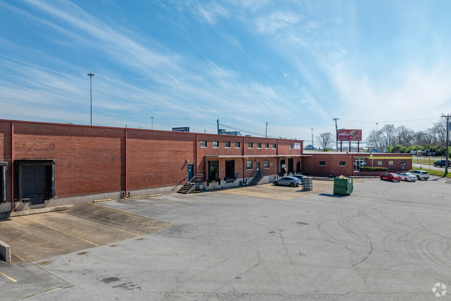 3332-3334 Powell Ave, Nashville, TN for lease - Building Photo - Image 3 of 6