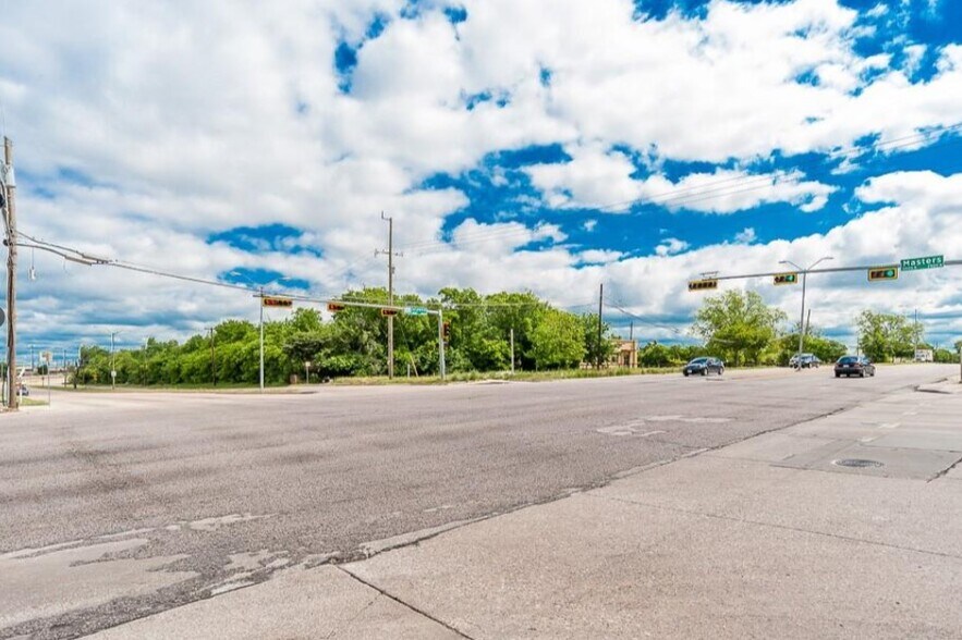 Land Commercial 2.57AC, Dallas, TX 75227
