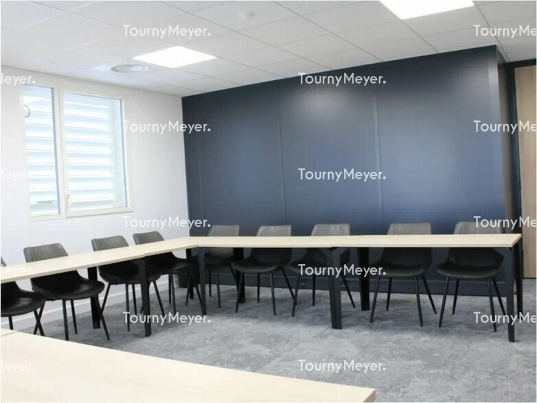 Office in Montpellier for lease - Interior Photo - Image 3 of 15