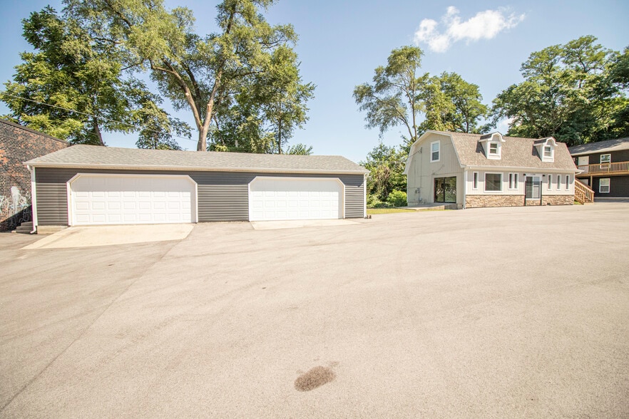 1200 Main St, Lafayette, IN for lease - Building Photo - Image 3 of 18