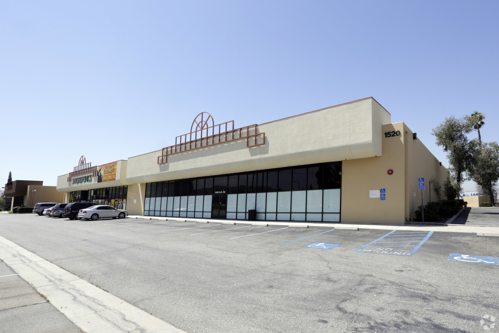 1408-1680 S E St, San Bernardino, CA for sale Primary Photo- Image 1 of 1