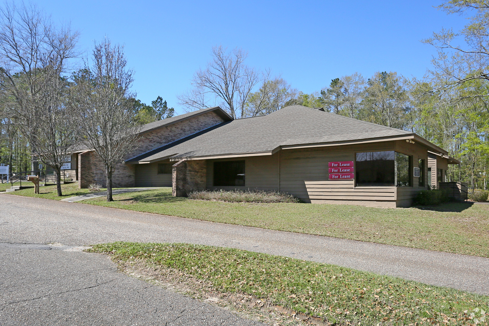 1450 Ross Clark Cir, Dothan, AL for sale Primary Photo- Image 1 of 1