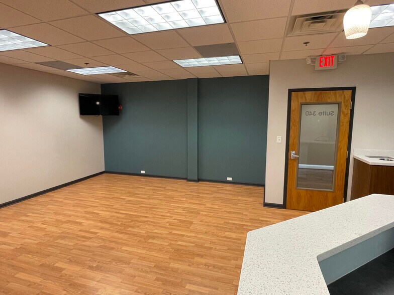 535 Wellington Way, Lexington, KY 40503 Suite 340