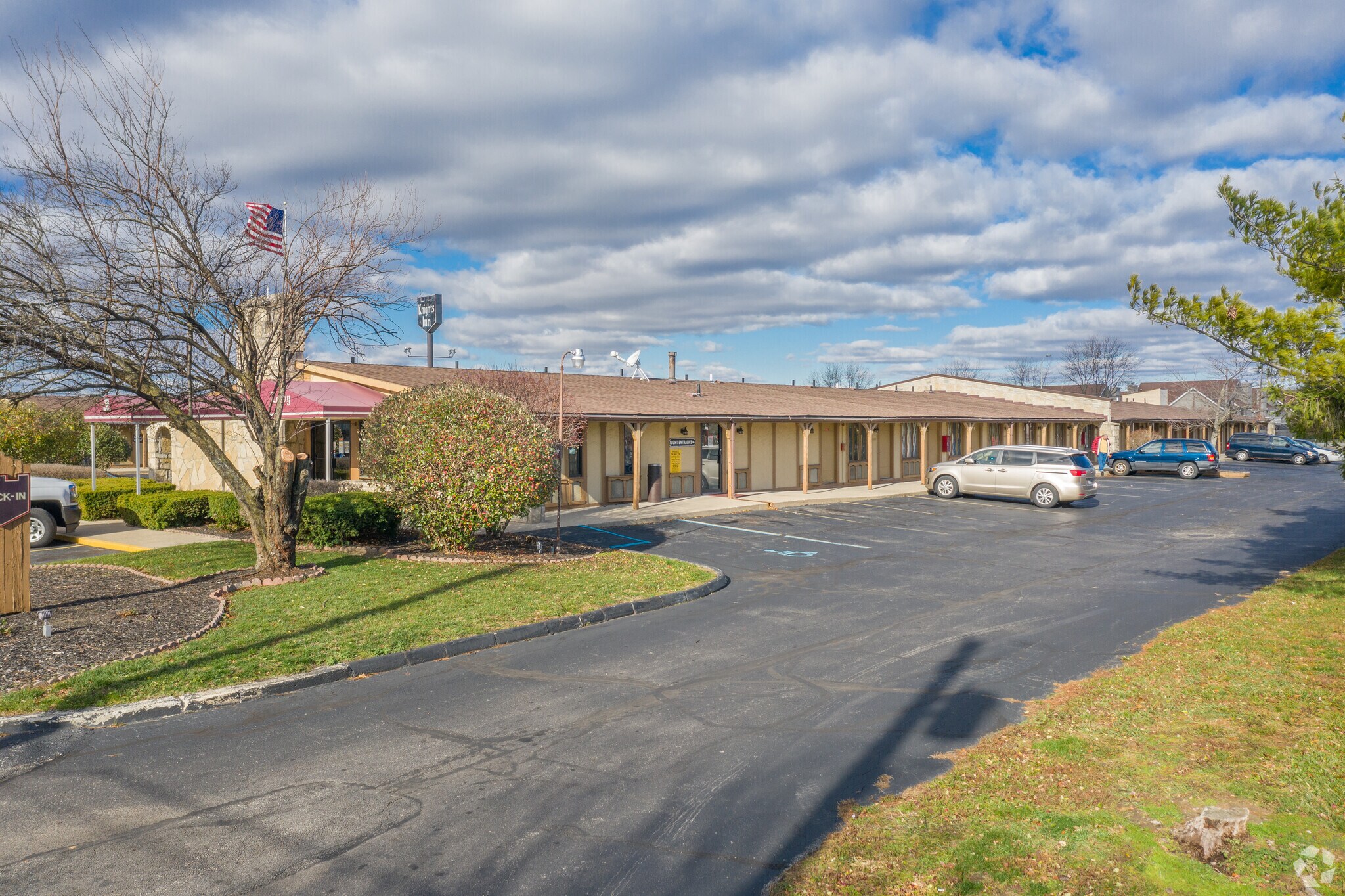 1520 S Holland Sylvania Rd, Maumee, OH for sale Primary Photo- Image 1 of 1
