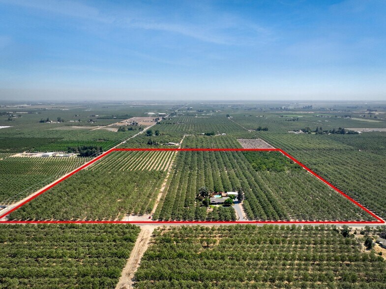 2800 S Quincy Rd, Denair, CA 95316