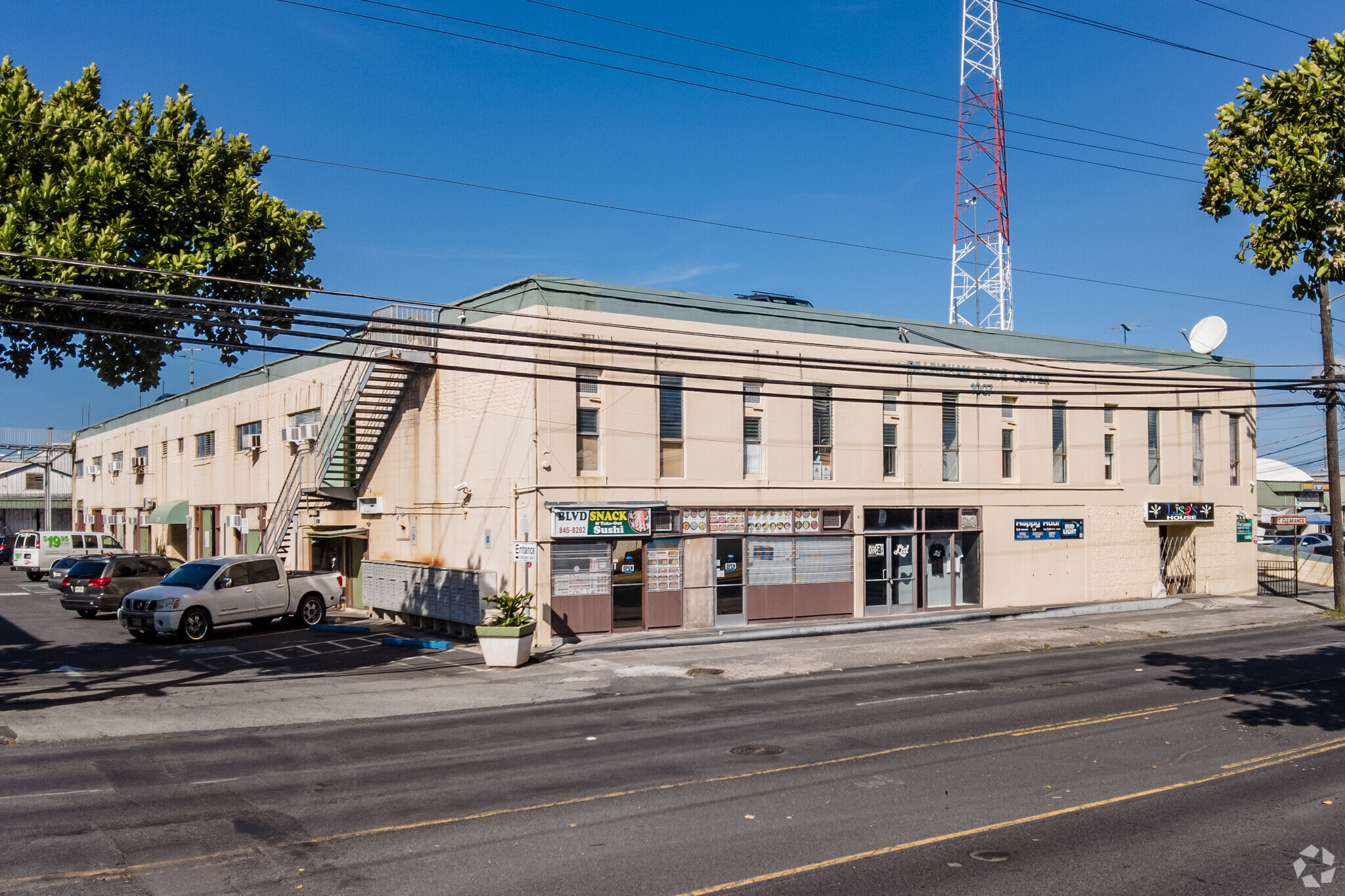 1007 Dillingham Blvd, Honolulu, HI for sale Building Photo- Image 1 of 1