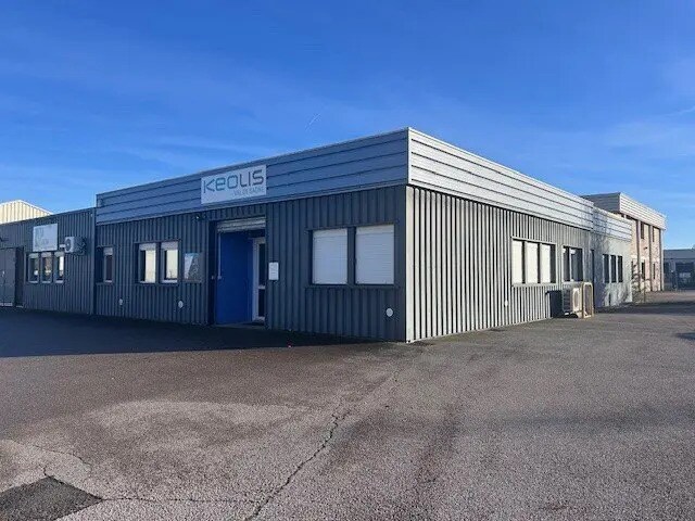 Office in Châtenoy-le-Royal for lease - Building Photo - Image 2 of 4