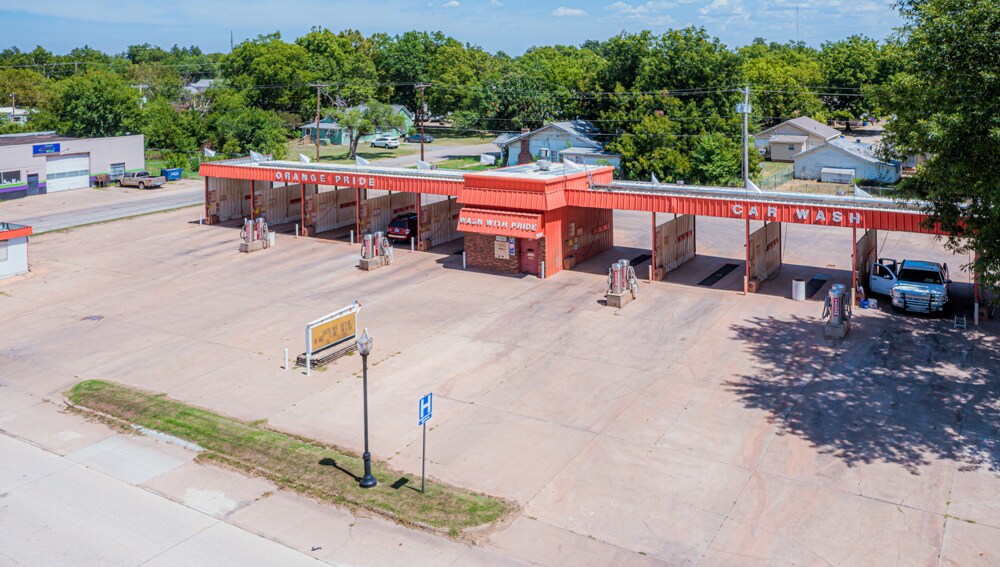1303 S Main St, Stillwater, OK for sale Building Photo- Image 1 of 1