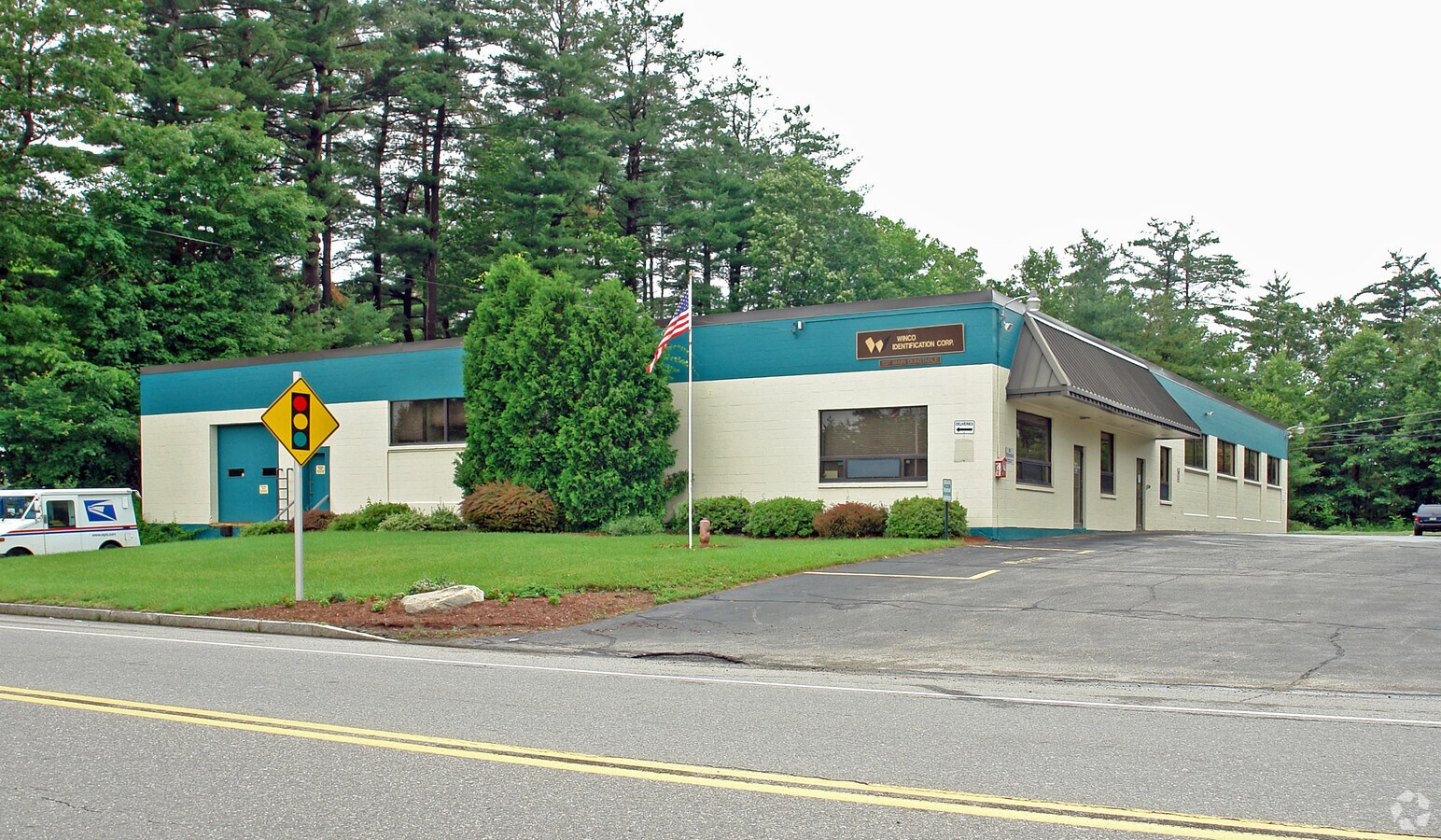 237 Main Dunstable Rd, Nashua, NH 03062