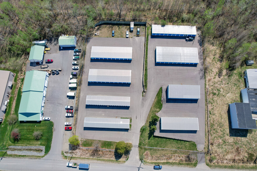 Self Storage Portfolio portfolio of 2 properties for sale on LoopNet.com - Building Photo - Image 2 of 8