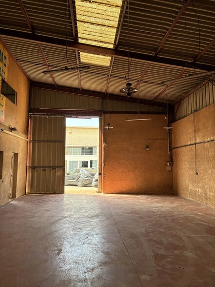 Impasse Pythagore, Fréjus for lease - Interior Photo - Image 1 of 4