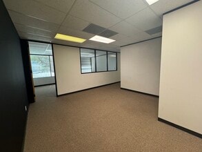 1880 S Dairy Ashford Rd, Houston, TX for lease Building Photo- Image 1 of 7