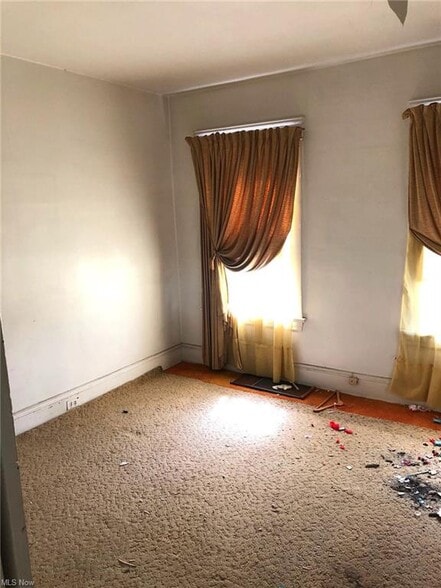 1817 Penrose Ave, East Cleveland, OH for sale - Building Photo - Image 3 of 23