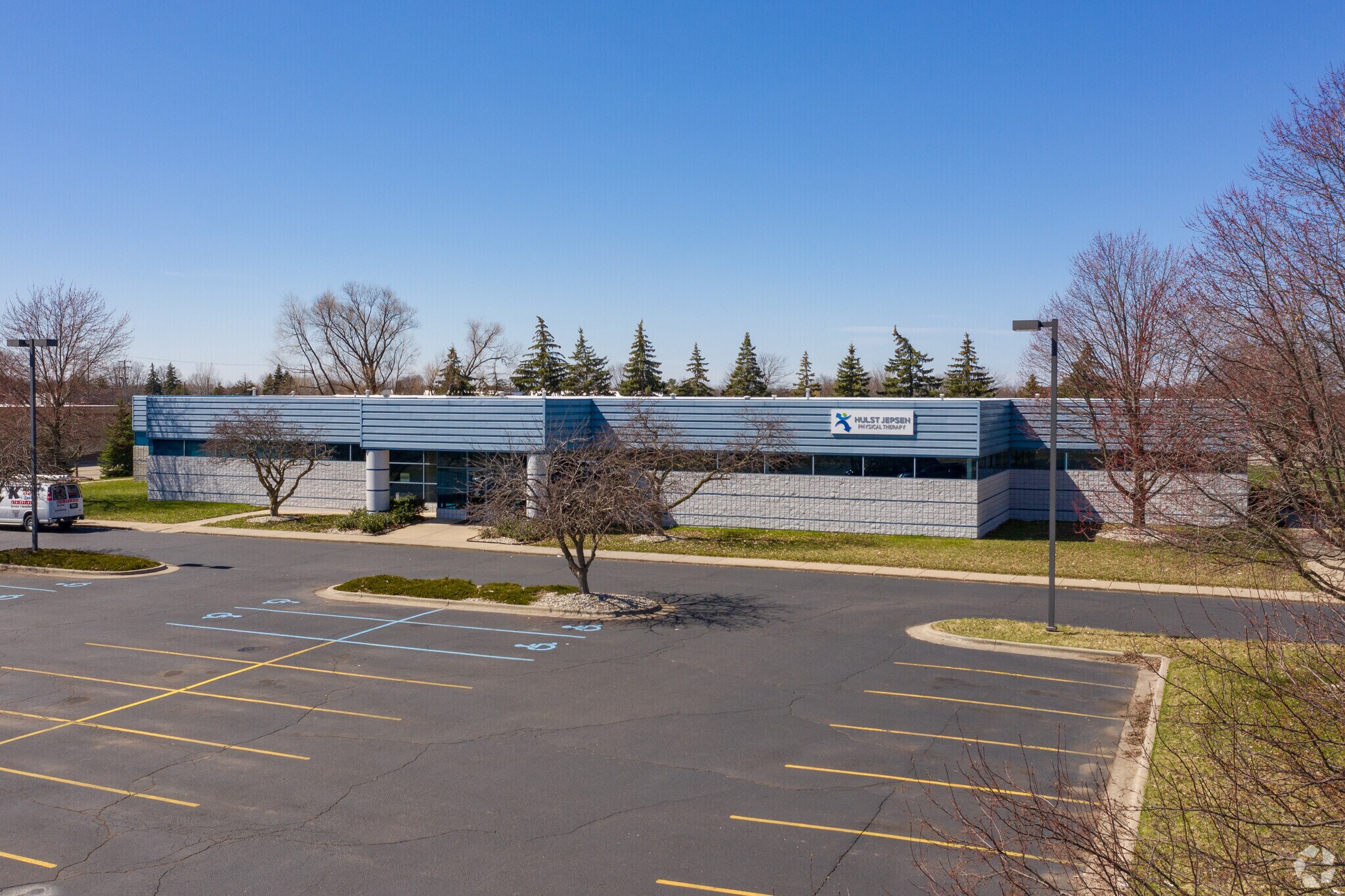 2120 43rd St SE, Grand Rapids, MI for sale Primary Photo- Image 1 of 1