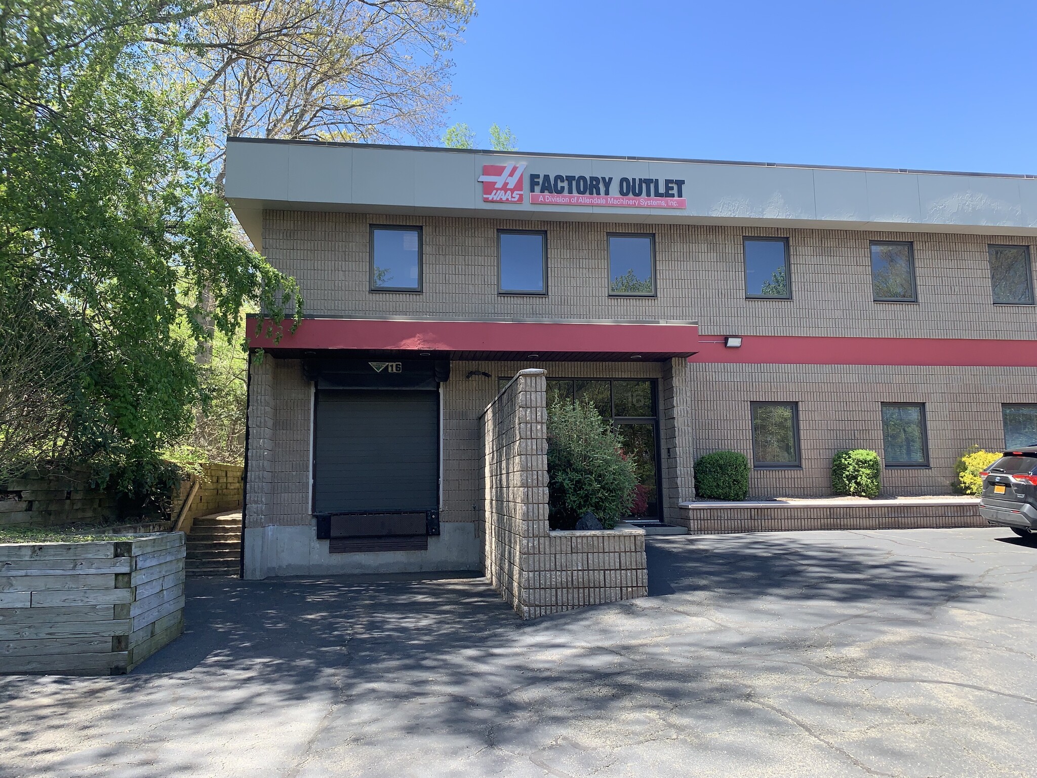 16 Park Way, Upper Saddle River, NJ 07458 Flex for Lease