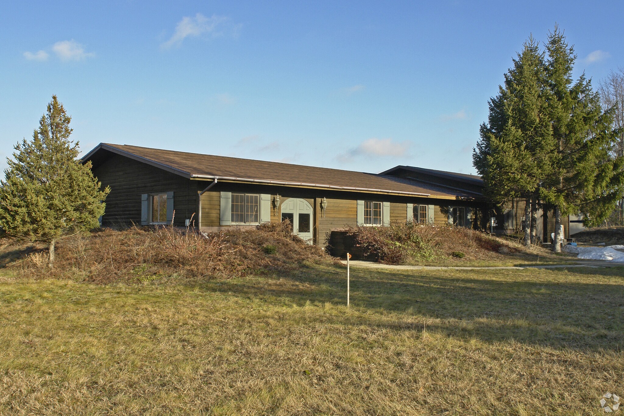 9254 W Olive Rd, West Olive, MI for sale Primary Photo- Image 1 of 1