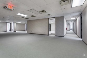 40 N Main St, Dayton, OH for lease Interior Photo- Image 1 of 7