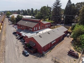 55 NE Farragut St, Portland, OR for lease Building Photo- Image 2 of 15