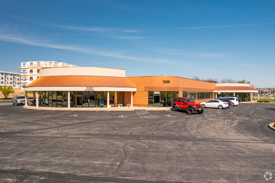 5600 Mexico Rd, Saint Peters, MO for lease - Building Photo - Image 1 of 5