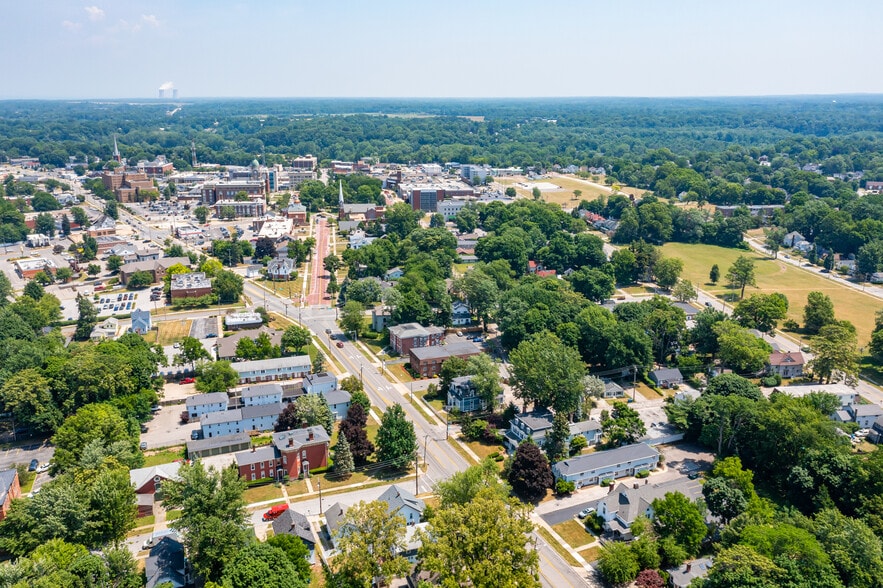 205 Mentor Ave, Painesville, OH for sale - Aerial - Image 2 of 7