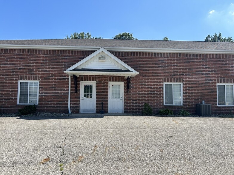 10155 Gottschalk Pky, Auburn Twp, OH for lease - Building Photo - Image 2 of 12