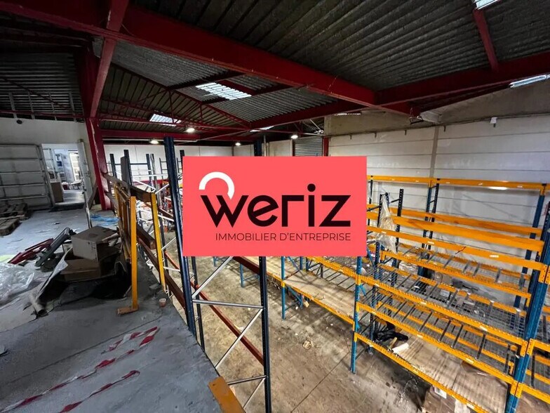 Flex in Marseille for lease - Interior Photo - Image 3 of 8