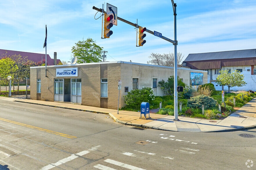 376 Lexington Ave, Rochester, NY for sale - Building Photo - Image 3 of 7