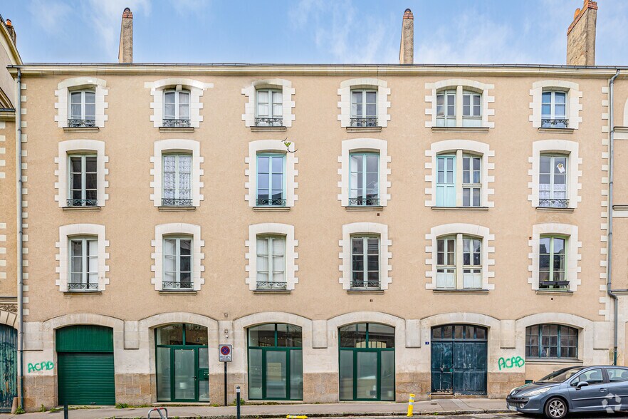 1-3 Rue Le Nôtre, Nantes for sale - Primary Photo - Image 1 of 10
