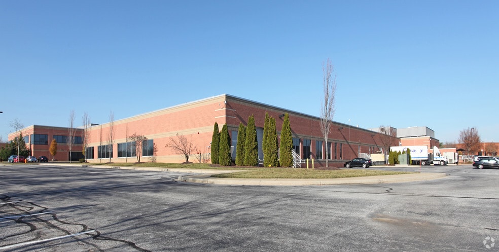 7065 Columbia Gateway Dr, Columbia, MD for lease - Building Photo - Image 2 of 3
