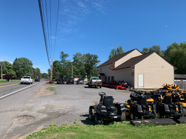 5280 Caughdenoy Rd, Clay, NY for sale - Building Photo - Image 2 of 13