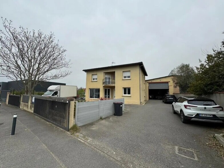 Flex in Cugnaux for sale - Building Photo - Image 1 of 10