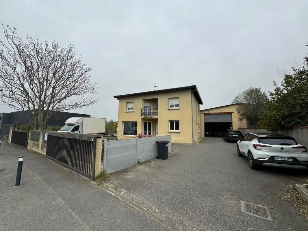 Flex in Cugnaux for sale Building Photo- Image 1 of 11