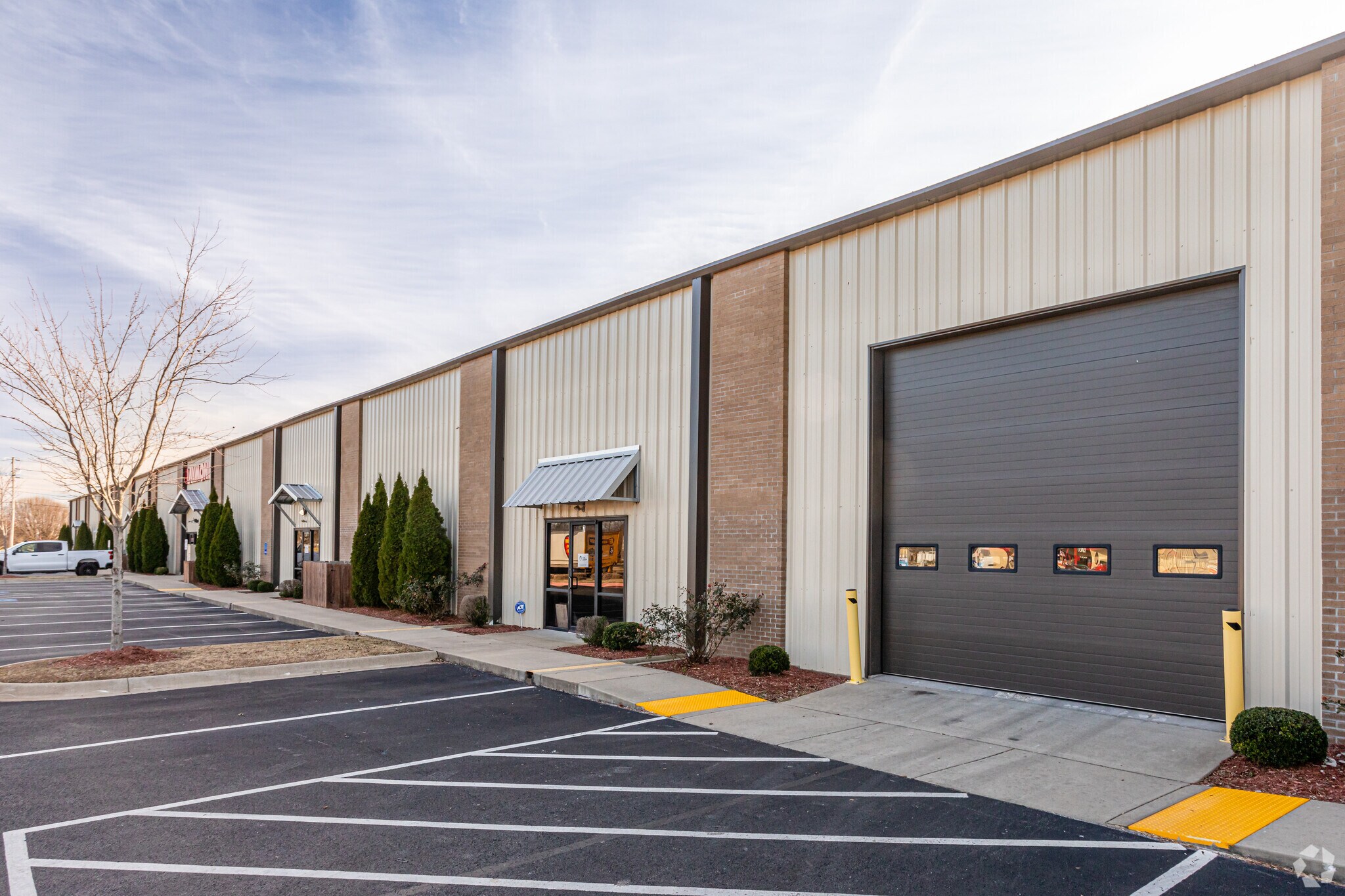 1300 W Hudson Rd, Rogers, AR for lease Primary Photo- Image 1 of 6