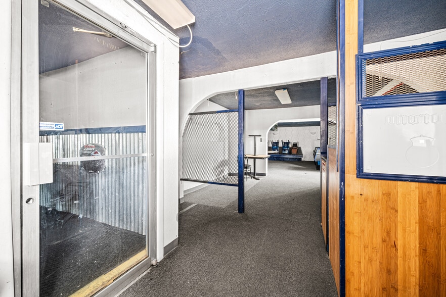 2430 Lake Ave, Pueblo, CO for sale - Building Photo - Image 2 of 21