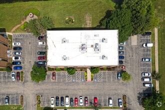 3590 Hobson Rd, Woodridge, IL - AERIAL map view