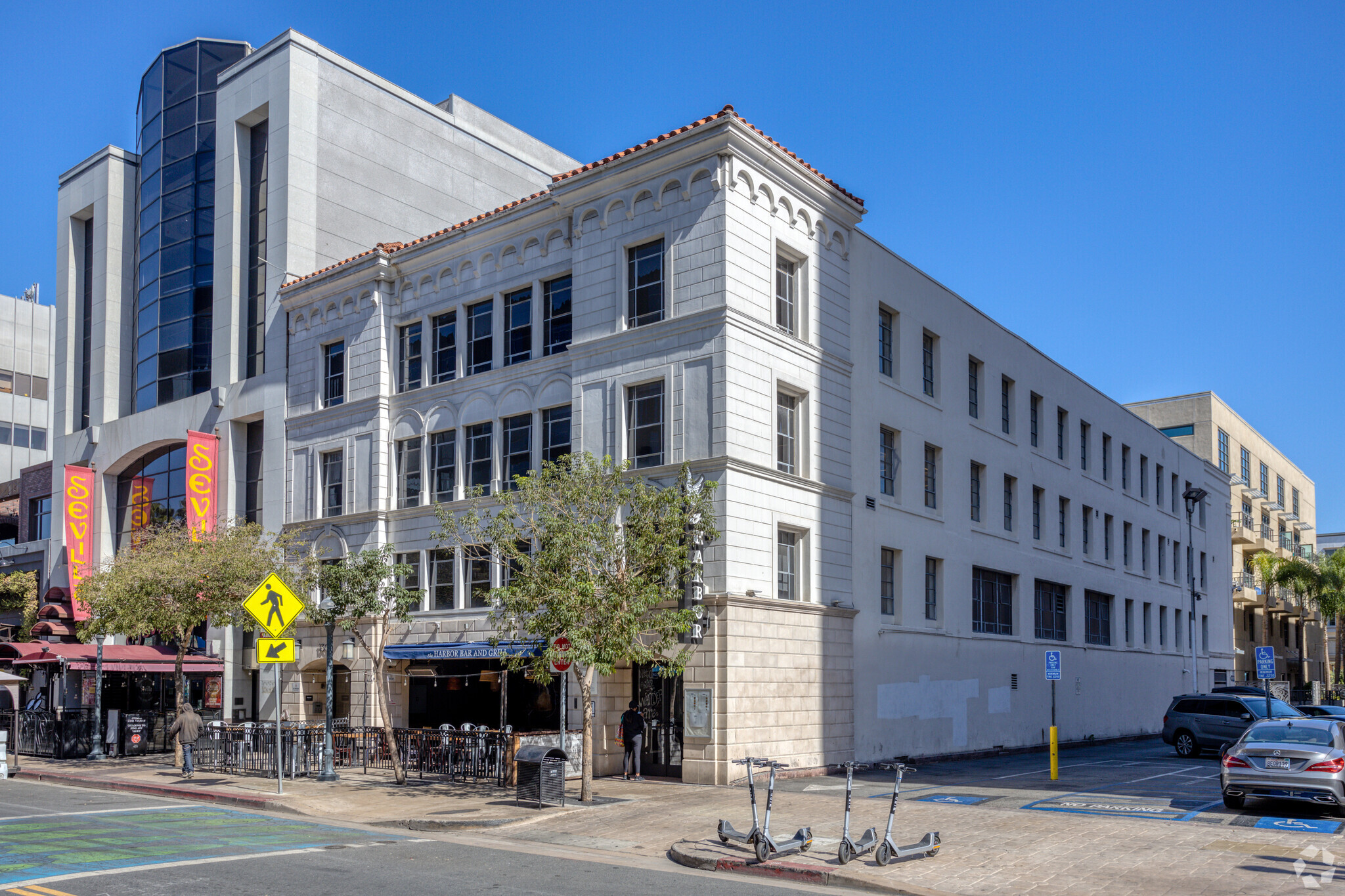 130 Pine Ave, Long Beach, CA for lease Primary Photo- Image 1 of 24